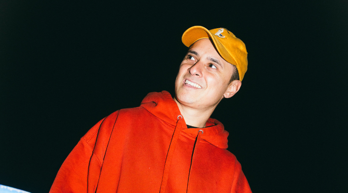 Filipino-Murawarri artist DOBBY